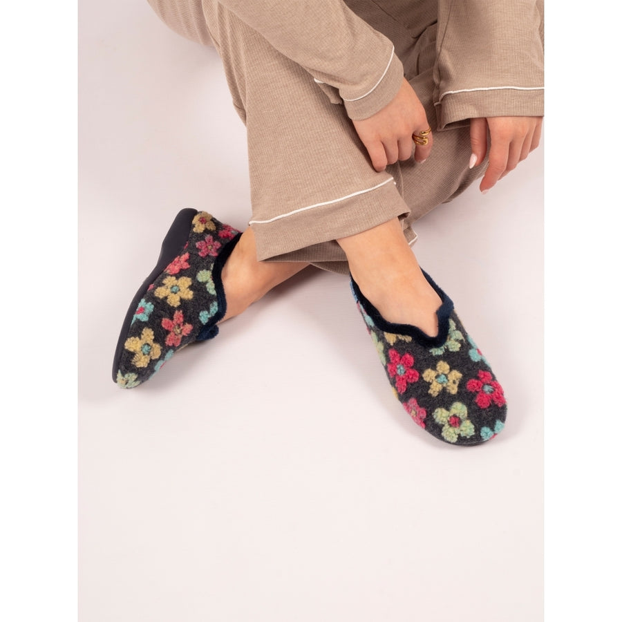 Lunar KLA253 BL Lychee Navy Slipper