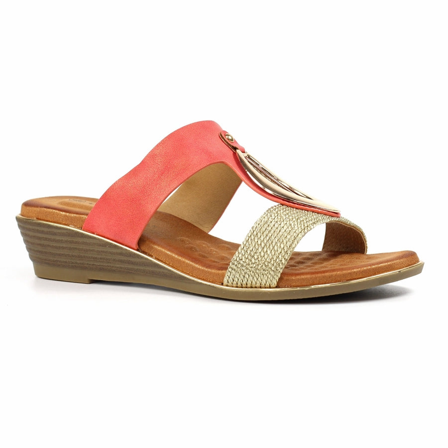 Lunar JLH434 CO Porto Coral Sandal