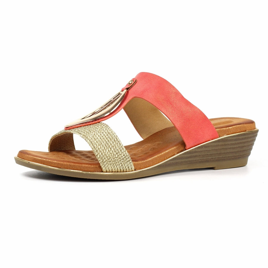 Lunar JLH434 CO Porto Coral Sandal